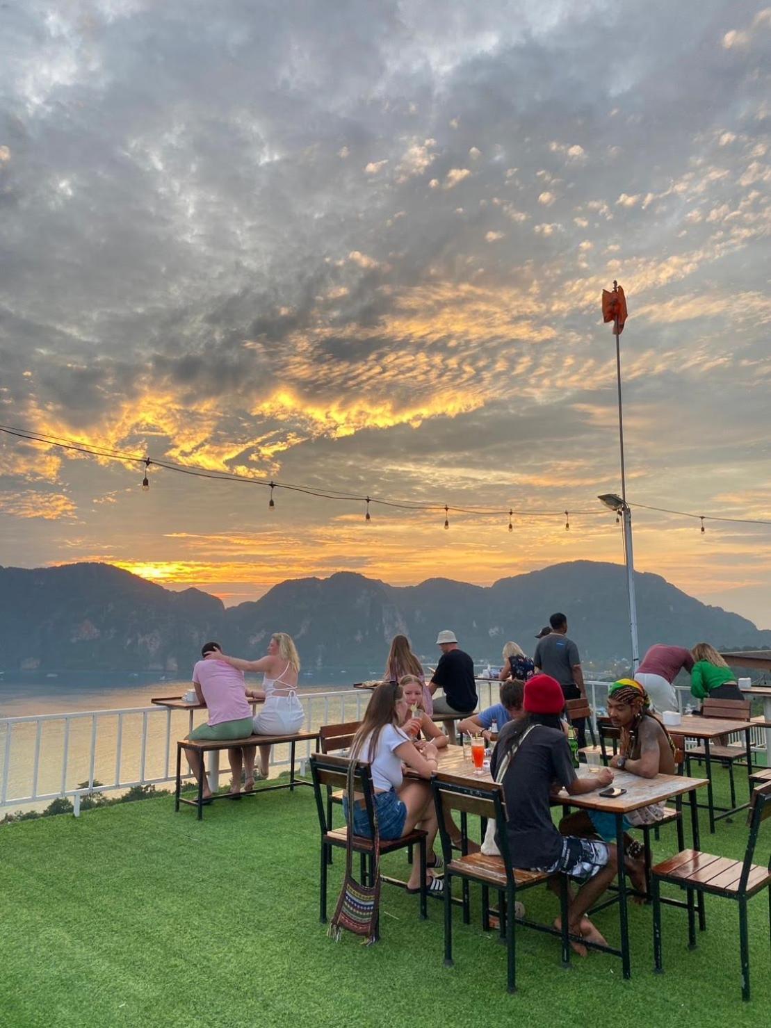 Phi Phi Mountain Beach Resort Sha Certified Kültér fotó
